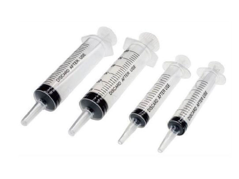 Oral/dosing syringe