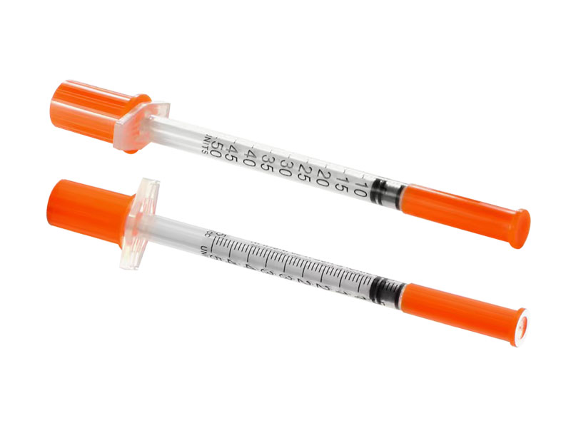 Disposable insulin syringe